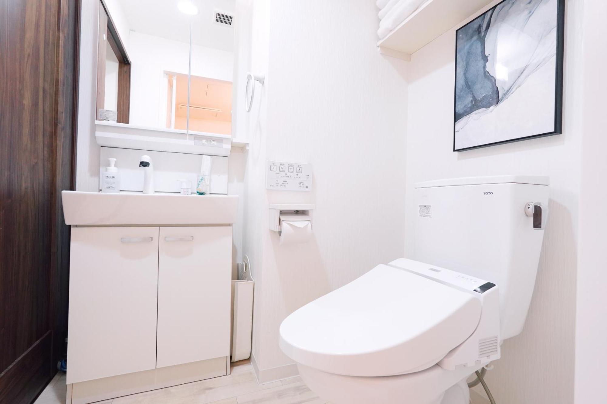 Dotonbori Royal Apartment Osaka Bagian luar foto